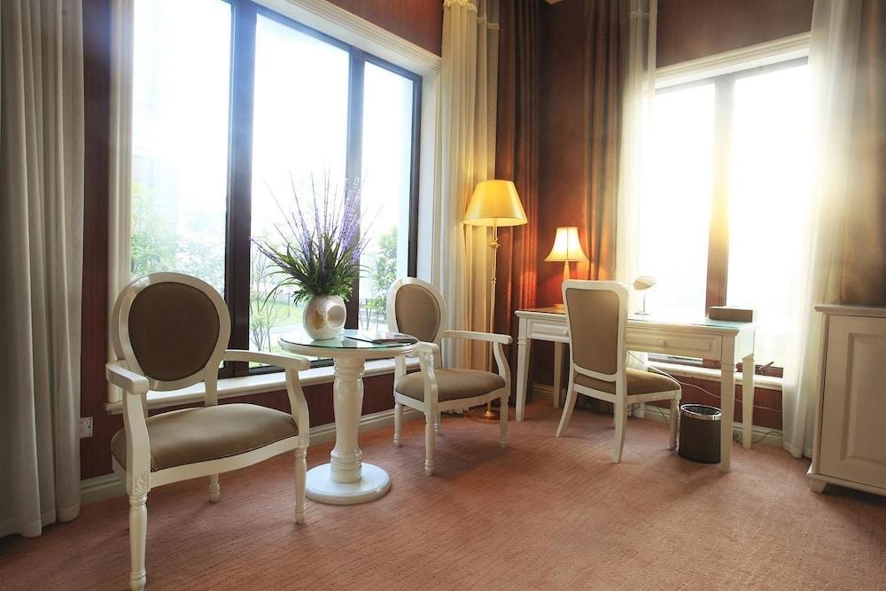 Shanghai Rongju Hotel Lujiazui Hotel Экстерьер фото