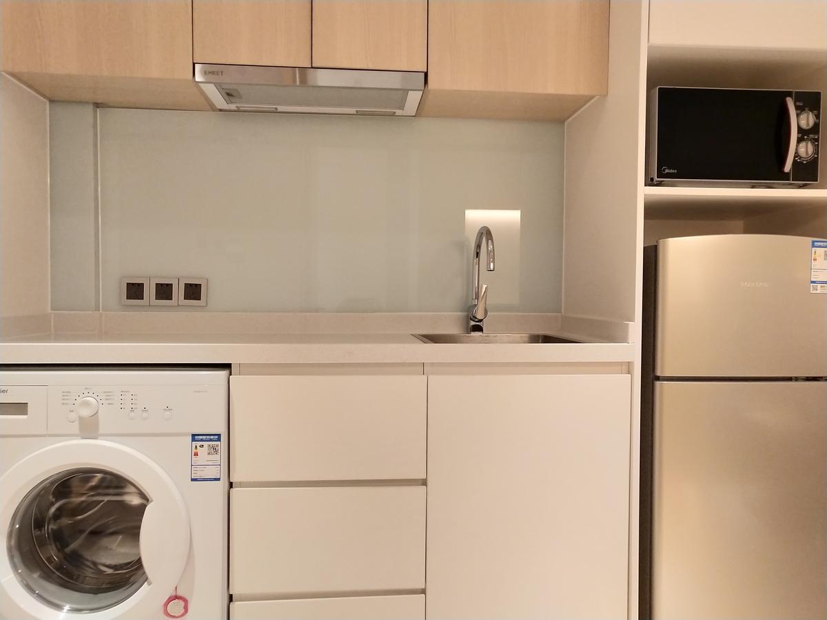 Shanghai Rongju Hotel Lujiazui Hotel Экстерьер фото