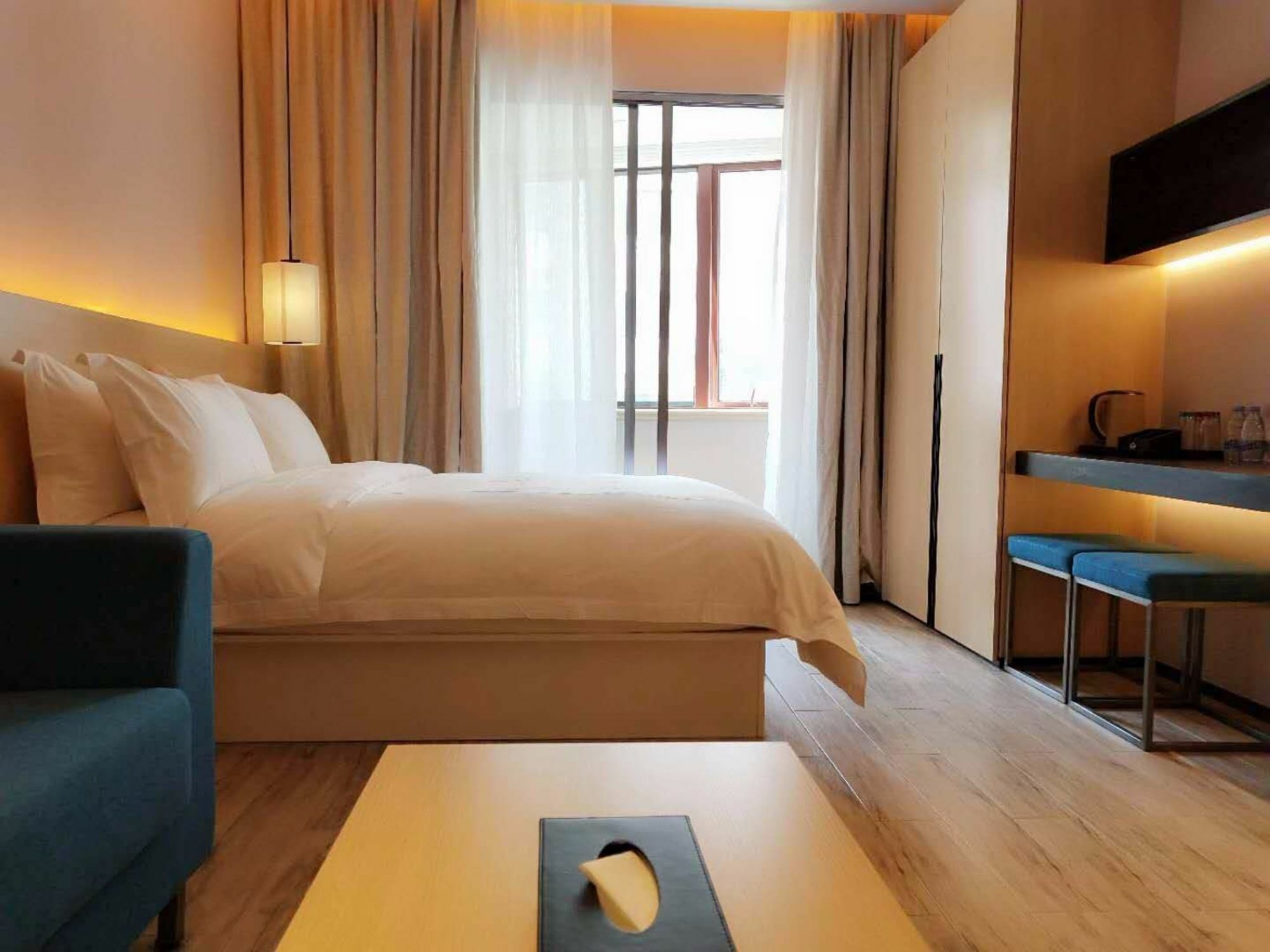 Shanghai Rongju Hotel Lujiazui Hotel Экстерьер фото